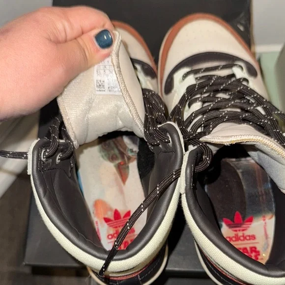 Adidas High-Top Sneakers - Star Wars Collaboration - Picture 6 of 7